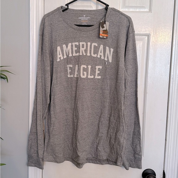 American Eagle Outfitters Other - American Eagle long sleeve active flex gray Tshirt NWT L